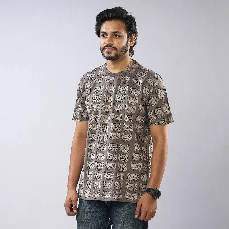 2023-005-2-43-bindaas-block-art-printed-cotton-round-neck-t-shirt