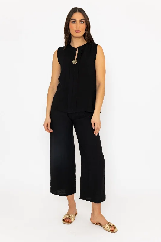 black-button-detail-sleeveless-top