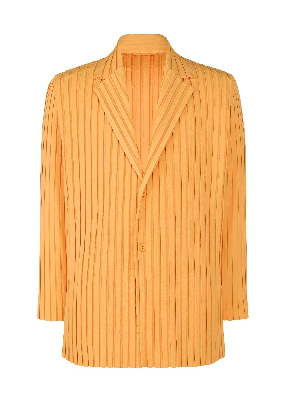 box-pleats-ensemble-jacket