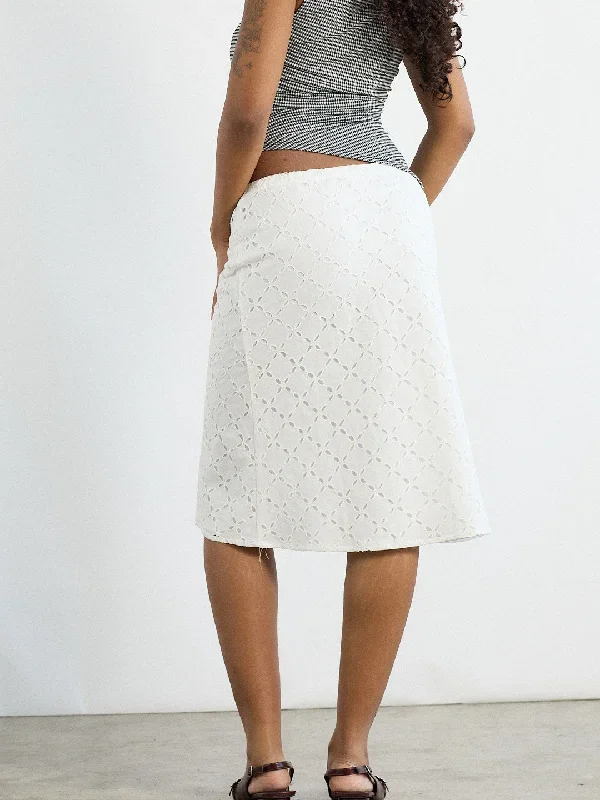 cedar-eyelet-skirt-white