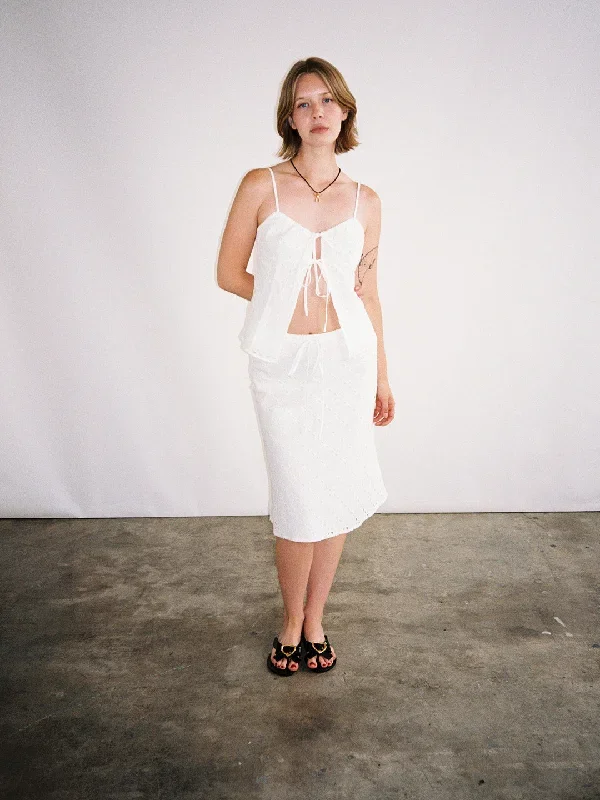 cedar-eyelet-skirt-white