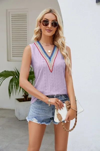 contrast-eyelet-v-neck-tank