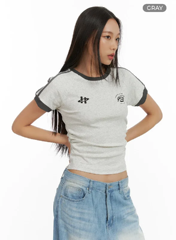 graphic-contrast-crop-top-cu414