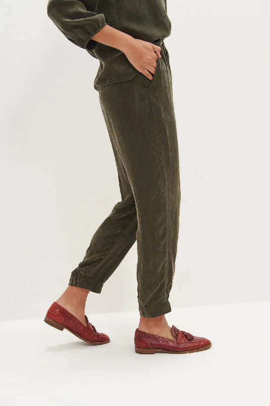 henri-jogger-cupro-olive