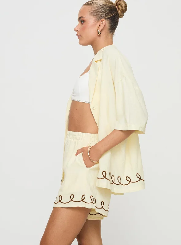 jamari-linen-blend-shorts-cream-brown