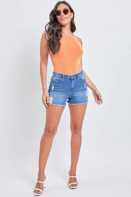 Women's Curvy Fit Fray Hem Shorts