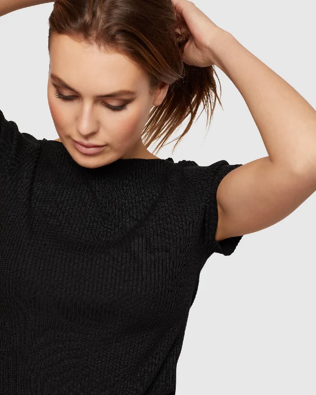 keri-boatneck-knit