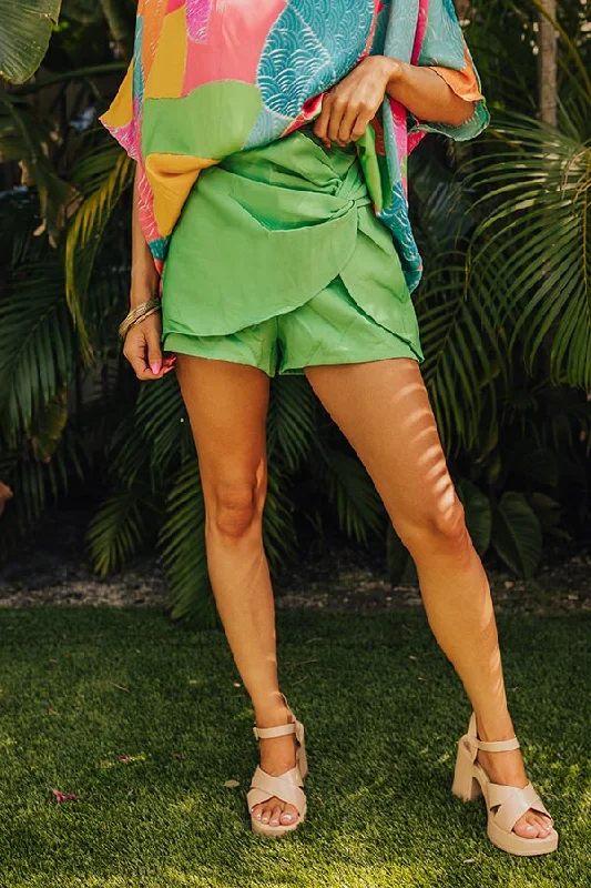 party-on-the-go-skort-in-kelly-green