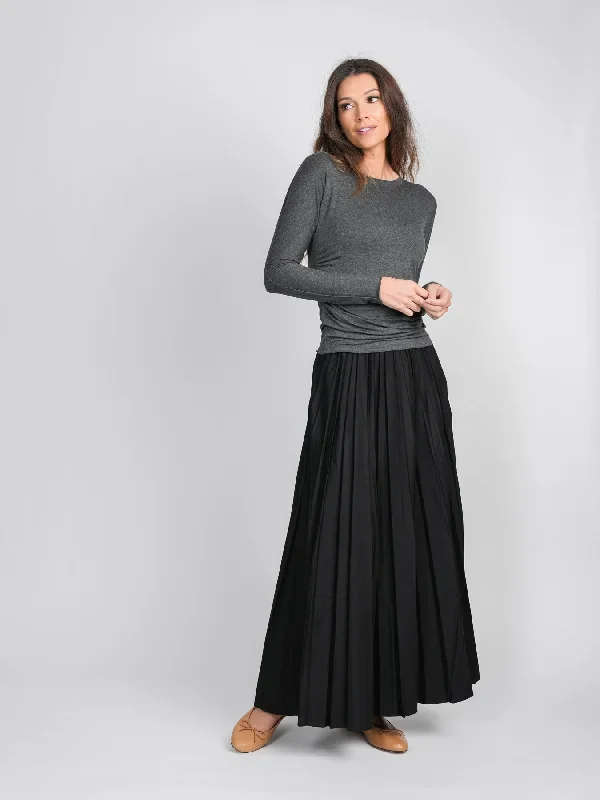 pleated-skirt-37-ss22-black