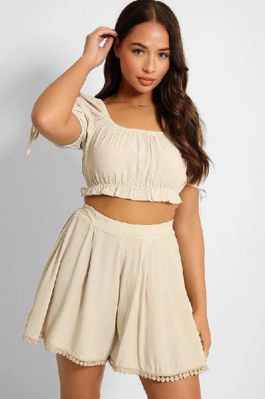 puff-sleeve-crop-top-and-pleated-shorts-set