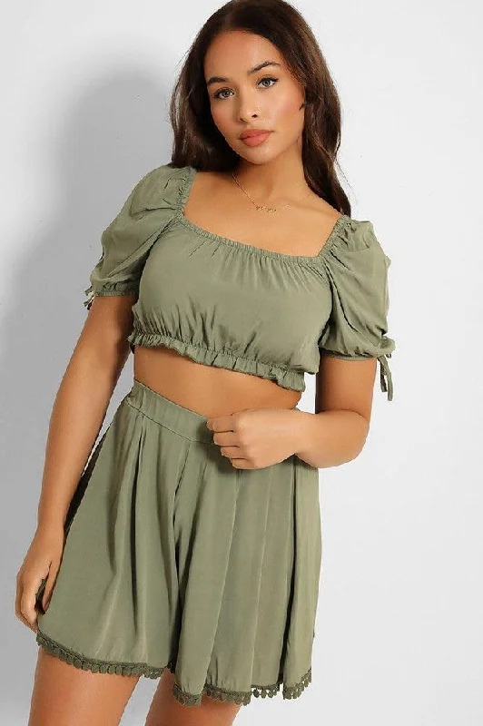 puff-sleeve-crop-top-and-pleated-shorts-set