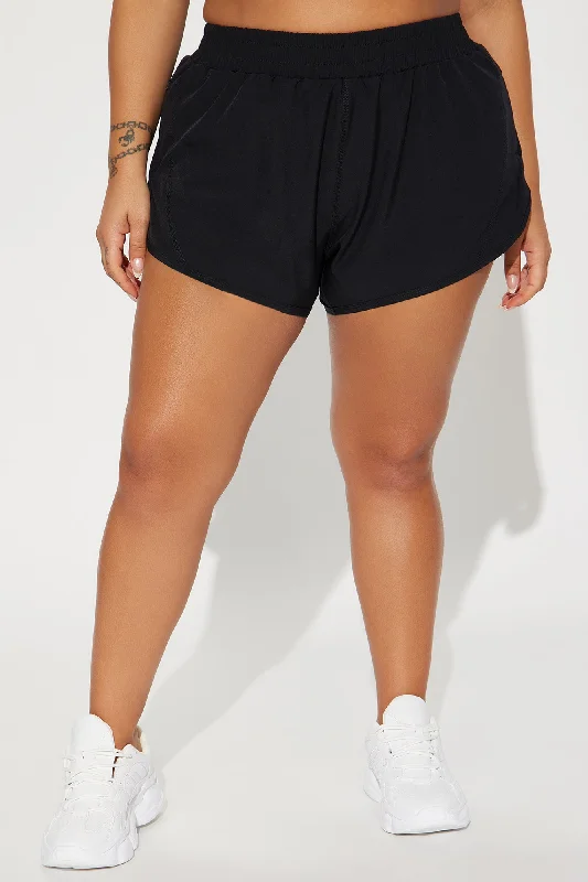 run-up-active-running-short-black