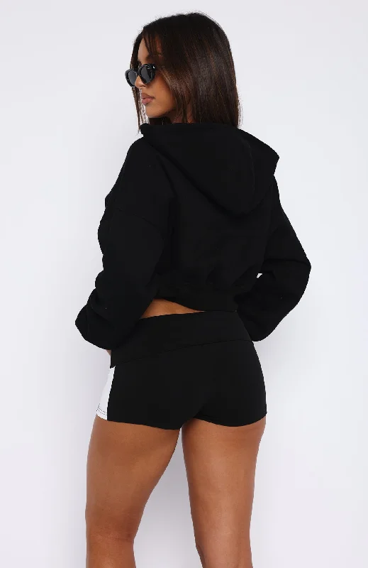 shes-effortless-cropped-hoodie-black