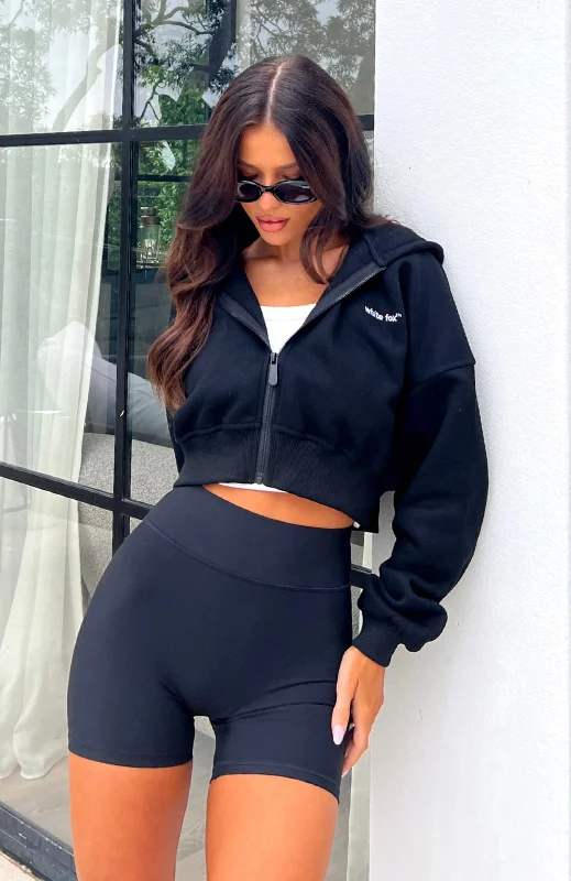 shes-effortless-cropped-hoodie-black