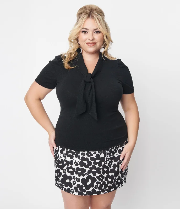 smak-parlour-plus-size-black-tie-neck-top