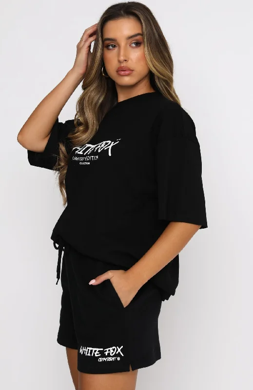 step-back-oversized-tee-black