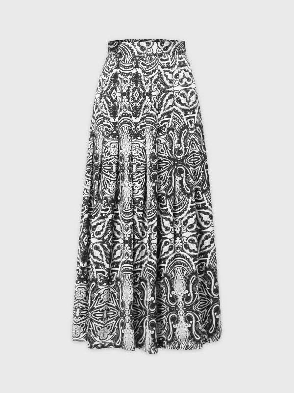 stitched-down-pleated-skirt-b-w-paisley