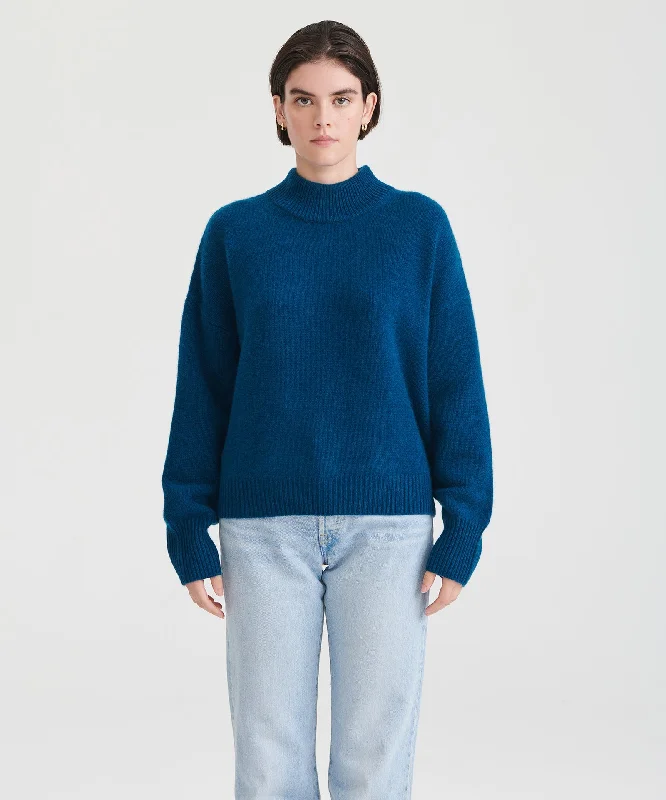 super-luxe-cashmere-mockneck-sweater