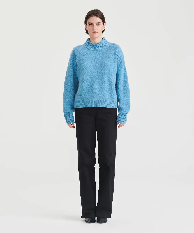 super-luxe-cashmere-mockneck-sweater