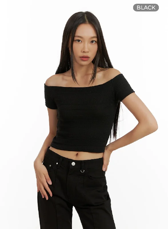 textured-off-shoulder-crop-top-cu414