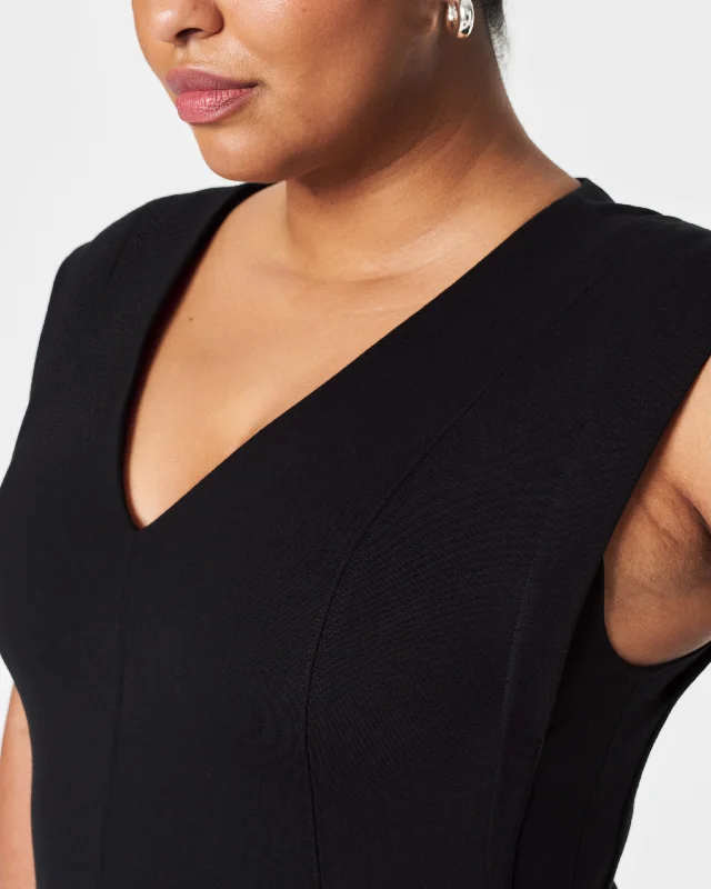 the-perfect-v-neck-seamed-top