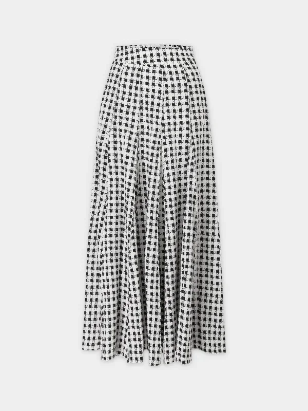 top-stitched-pleated-skirt-b-w-checkered