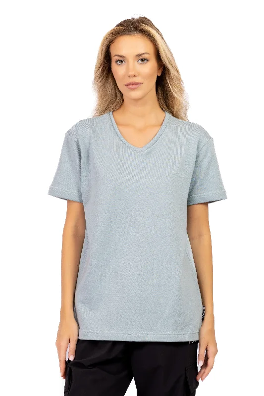 v-neck-tee